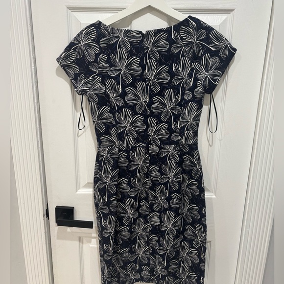J CREW FLORAL DRESS, Size 0, Blue - Picture 5 of 6